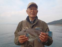 神戸市立須磨海づり公園　ハゲ掛けでウマヅラ…