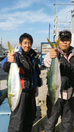 岸和田一文字　沖の北でアジのノマセ釣り、メ…