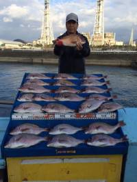 和歌山マリーナシティ海洋釣り堀　マダイ24…
