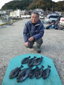 和歌山由良神谷の磯　カゴ釣り、フカセ釣りで…