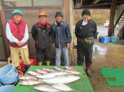 【25日】雨の海上釣堀でメジロ・マダイ・シマアジ