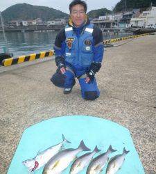 沖一文字内テトラ側にてグレ・スマガツオ・ウマヅラの釣果