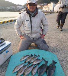 神谷沖一文字　フカセでゴマサバ・カゴ釣りでグレ＆イサギ