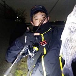 汐見埠頭　真冬のチニング