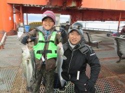 尼崎市魚つり公園　ズボ釣りでハネ・セイゴ・チヌ