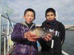 釣り日和！ズボ釣りでチヌ・キビレ