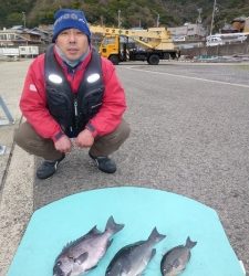 沖一文字内向き　フカセ釣りでグレとサンバソウ