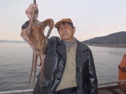 須磨海づり公園　マダコ1630g！