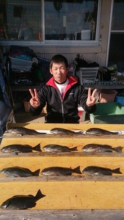 萩尾の磯　大イナヤと沖コーデでのグレ釣果