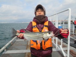 尼崎市立魚つり公園、価値ある１匹！