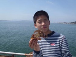 神戸市立須磨海づり公園 投げ釣りでガシラ