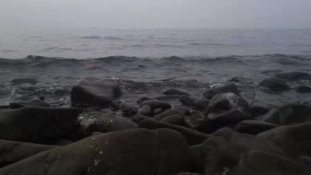 さわやかな風の朝にサーフで遠投