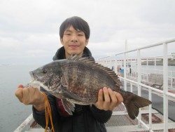 尼崎市立魚つり公園 セイゴ・チヌ・キビレ・アイナメと絶好調♪