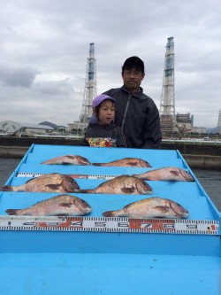 マリーナシティ　海洋釣り堀の釣果