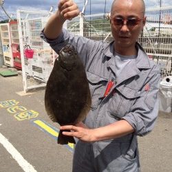 マリーナシティ海洋釣り堀　ヒラメ＆マダイの釣果