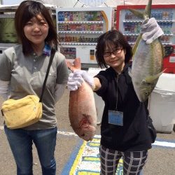 和歌山マリーナシティ海洋釣り堀 シマアジとマダイをゲット