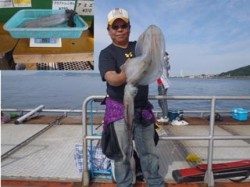 須磨海釣り公園　エギングでアオリイカ3,155g！