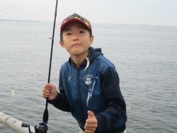 尼崎市立魚つり公園 サビキでイワシ・サッパ・サバなど