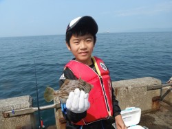 北港釣り公園　カワハギ18cmの釣果