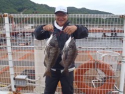 和歌山北港魚つり公園　チヌ良型