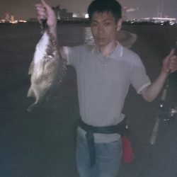 夏だよ。仕事終わりだよ。チニング。