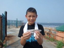 大阪南港海釣り公園　午前中に釣果集中！