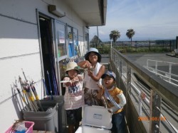 大阪南港海釣り公園　サビキ釣りが依然好調！…