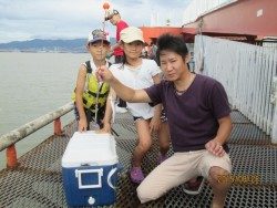 尼崎市立魚つり公園　サビキまだまだ好調！