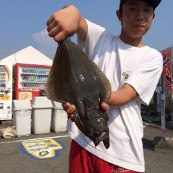 和歌山マリーナシティ海洋釣り堀　ヒラメ釣ったどー！！