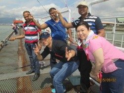 尼崎市立魚つり公園　早朝のアジ