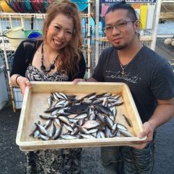 和歌山マリーナシティ海洋釣り堀　サビキでイサキ