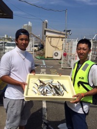 和歌山マリーナシティ海洋釣り堀　アジ、イワ…