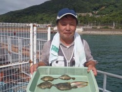 須磨海釣り公園　マルハギ＆ベラの釣果