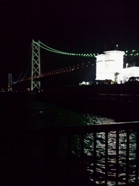 アジュール舞子からの明石漁港