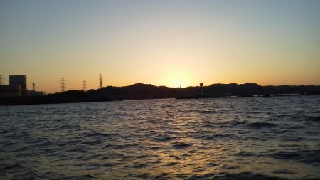 グレ・・・・イサキ・・・・アイコ゛・・・メッキ・・・