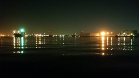 ワインドに軍配！