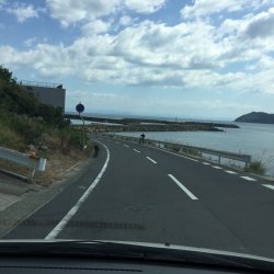 強風の中の貴重な一杯