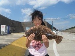 キッズ釣果★ヒラメ46cmGET