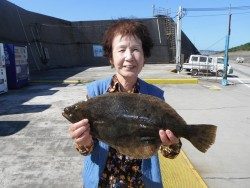 和歌山北港魚つり公園　ヒラメ　　４９㎝