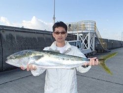 記録賞！のませで大物ブリ！