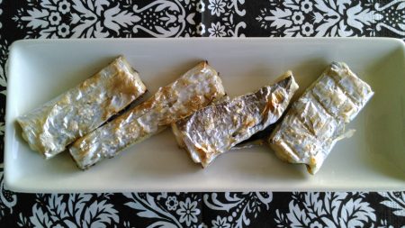 大津川尻にて朝太刀魚