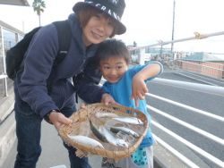 大阪南港海釣り公園でファミリーフィッシング