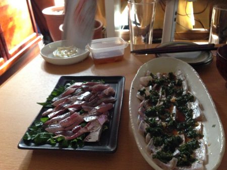 朝の地合いは渋め