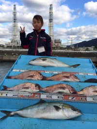 和歌山マリーナシティ海洋釣り堀　ブリ釣った…