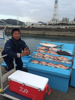 マリーナシティ海洋釣り堀 青物・マダイ・ヒラメの釣果あり