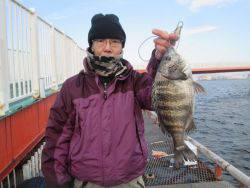尼崎市立魚つり公園 セイゴ今日は喰い渋り.…