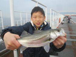 尼崎市立魚つり公園 ハネ&チヌ棚は深め