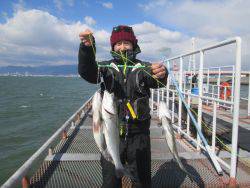 尼崎市立魚つり公園　ハネ、セイゴ