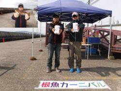 神戸市立平磯海づり公園　ウキ釣りでアイナメ