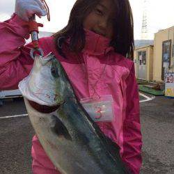 マリーナシティ海洋釣り堀　ブリ・マダイの釣果出てます